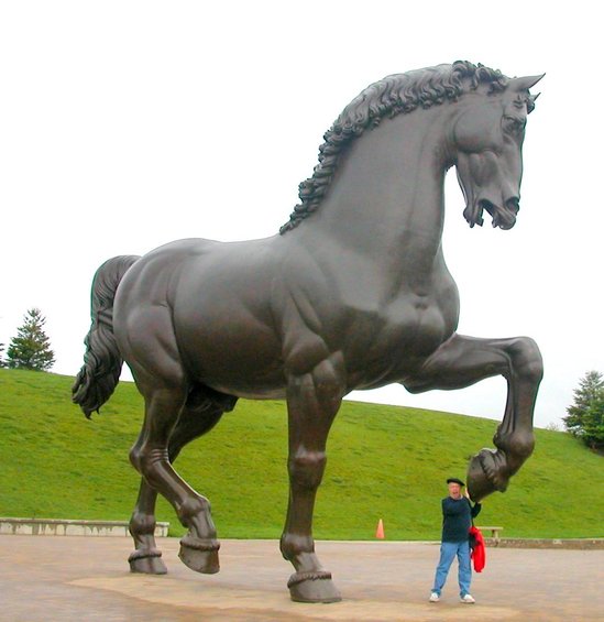 Leonardo's horse in Meijer Gardens.JPG